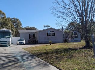 6532 Woodsman Dr, Zephyrhills, FL 33544