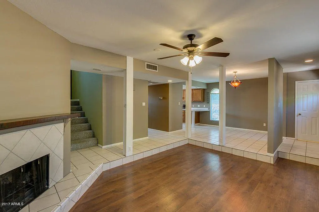 3 bed, 1.5 bath, 1624 sqft, $2,400 — Photo 3