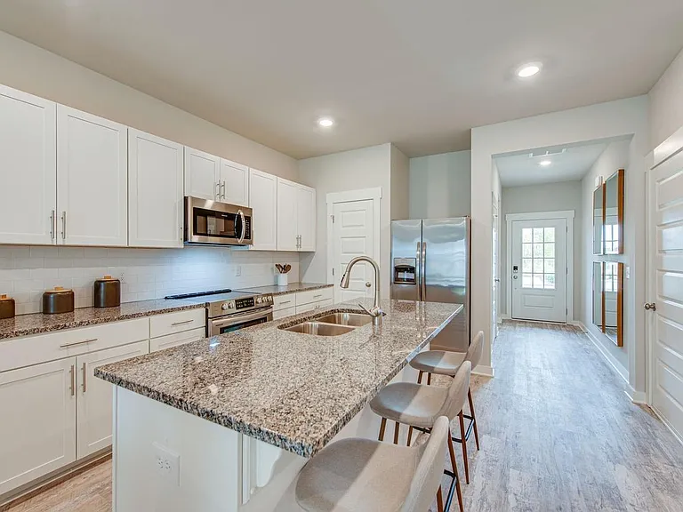 763 Mickelson Way — Photo 6