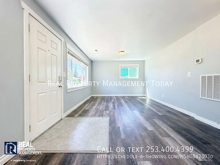 3333 Ward Ave — Photo 6