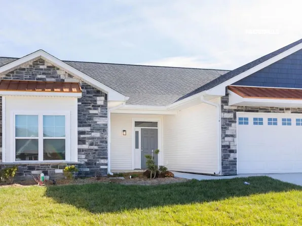 7901 S Westmead Dr, Newberry, IN 47449