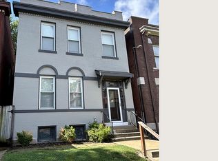 3648 Russell Blvd, Saint Louis, MO 63110