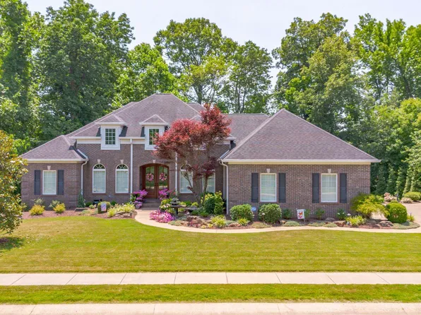 8617 Copper Creek Dr, Newburgh, IN 47630