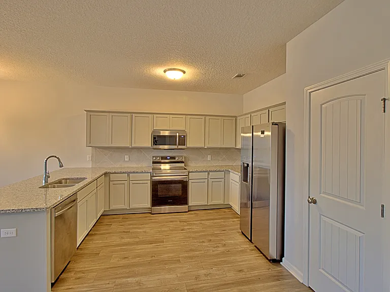 68 Daylily Ct — Photo 11