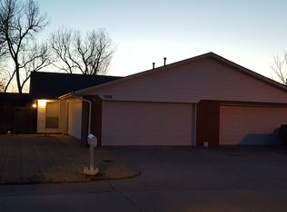 1004 Parkview Dr, Midwest City, OK 73110