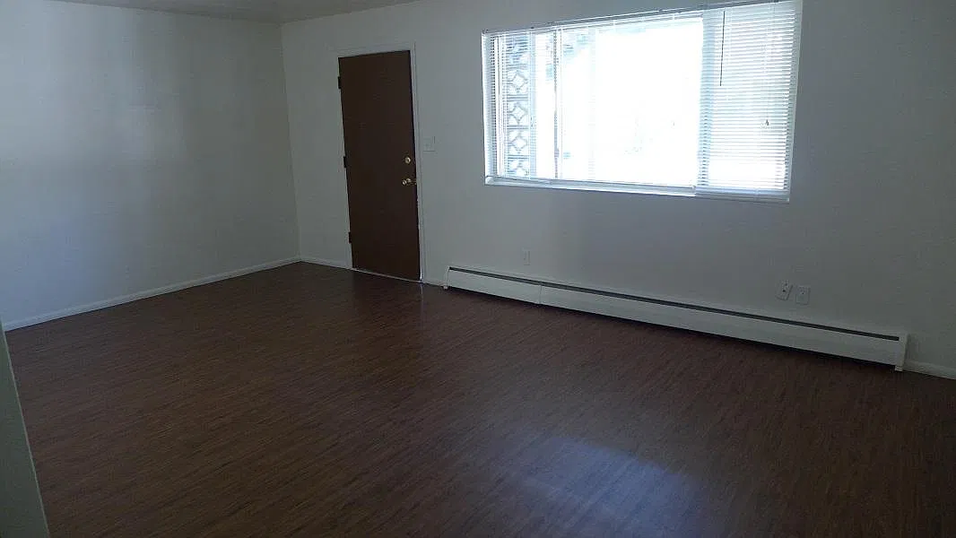 2 bed, 700 sqft, $1,995 — Photo 4