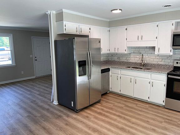 New flooring, appliances, countertops