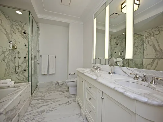 Rented by Sotheby's International Realty | media 18