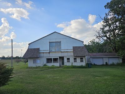 15 W Prospect Street, Aurora, MO, 65605