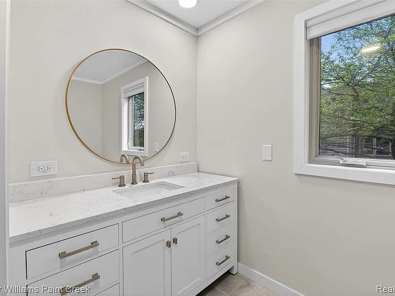 1727 Linksview Way — Photo 34