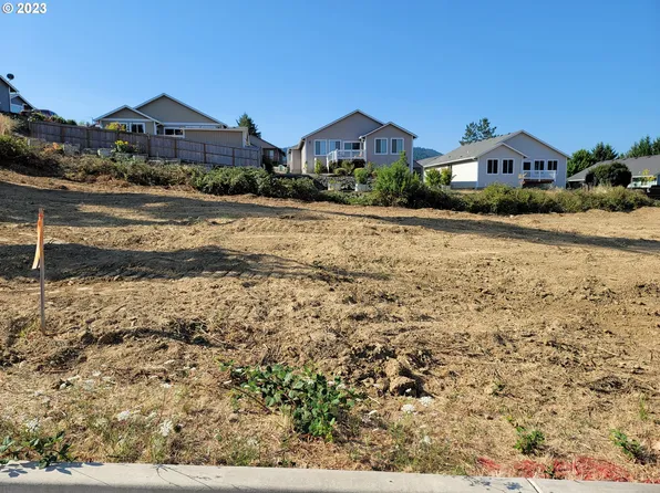 NE Simpson Ln #2, Myrtle Creek, OR 97457