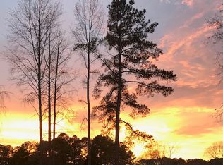 Shawnee Rd, Kilmarnock, VA 22482