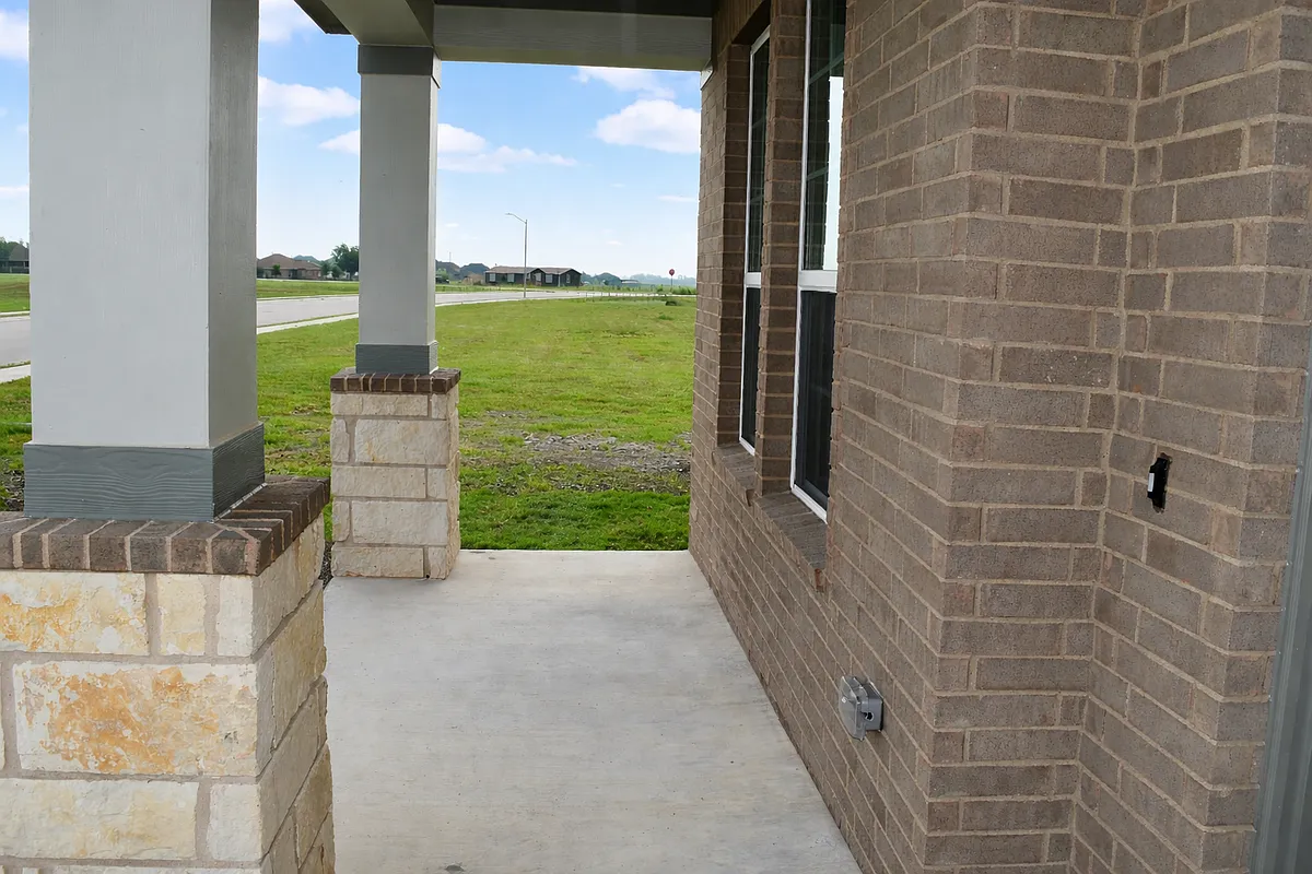 Building Photo - 201 Chickasaw Ln