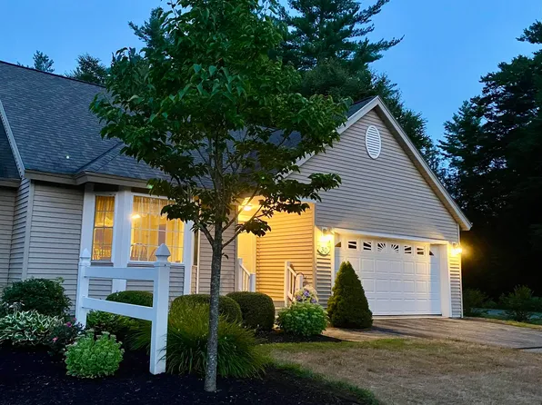 30 Cricket Hill Road #30, East Kingston, NH 03827