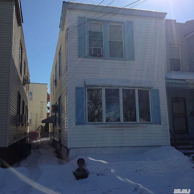 2nd image of 9012 103rd Ave