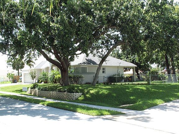 street looking northwest