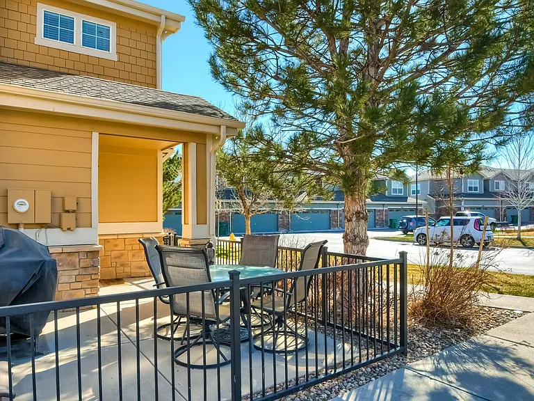 1751 S Buchanan Cir — Photo 31