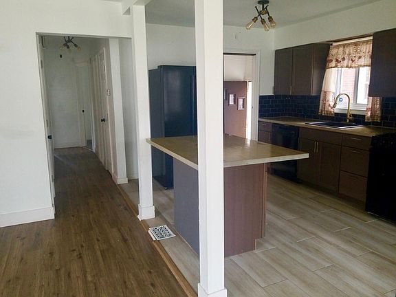 2nd image of 15769 Aster Ave