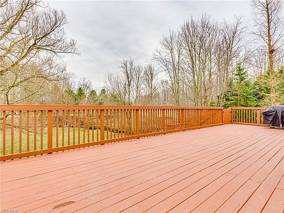 4th image of 3851 Royal Oak Dr