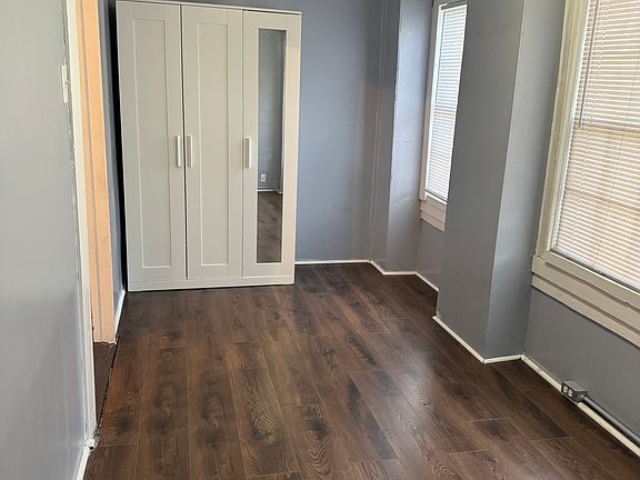 3rd image of 607 E Louisiana Ave APT 1