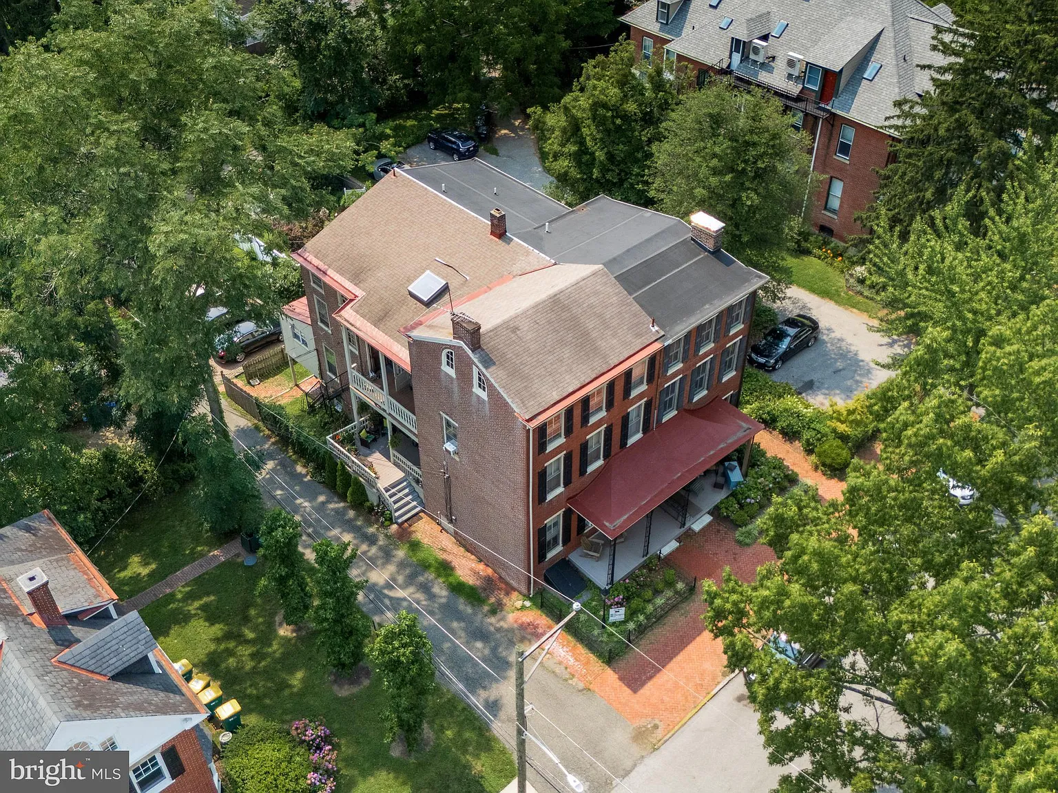 1 bed, 3463 sqft, $1,745 — Photo 3
