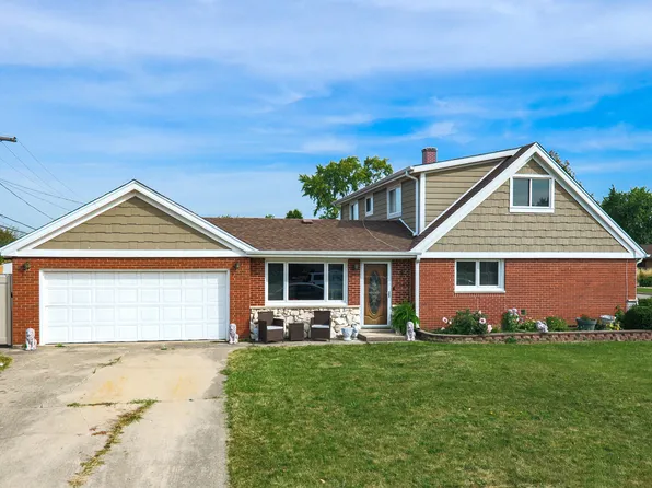 9236 Pembroke Ln, Bridgeview, IL 60455