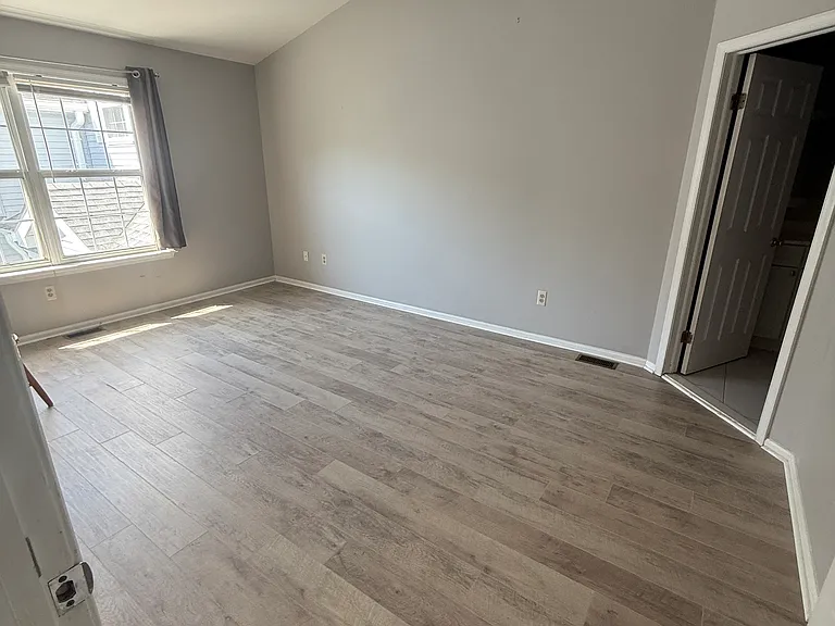426 Indigo Ct — Photo 10