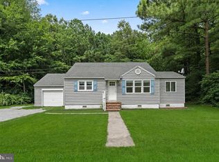 18286 Woodland Ave, Parksley, VA 23421
