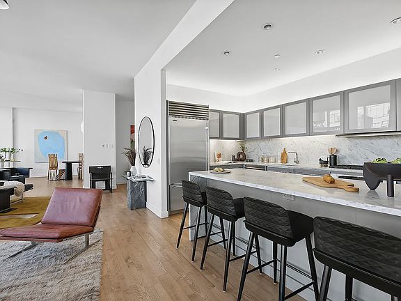 5th image of 210 Lafayette St APT 8C