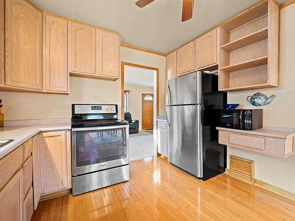5th image of this home