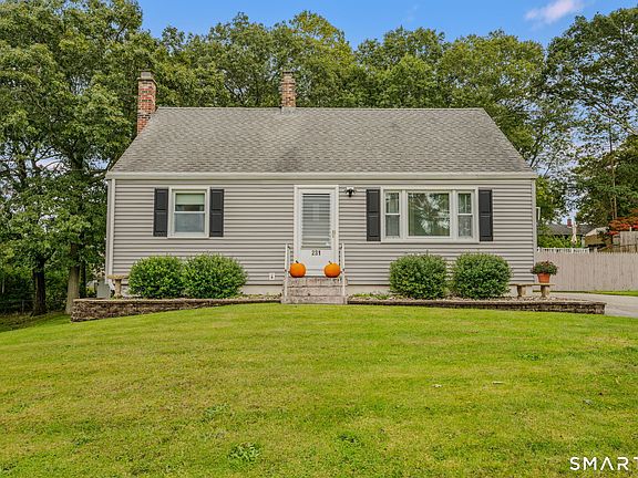 2nd image of 231 Connecticut Boulevard