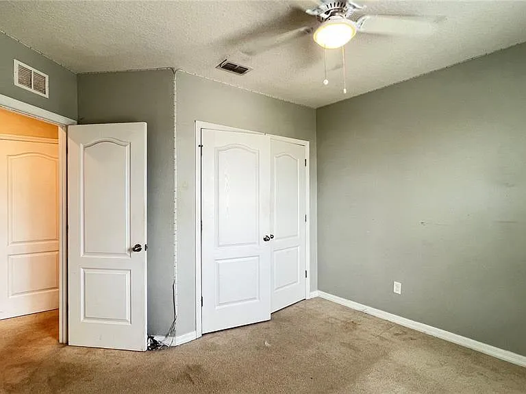 9017 Alba Ln — Photo 32