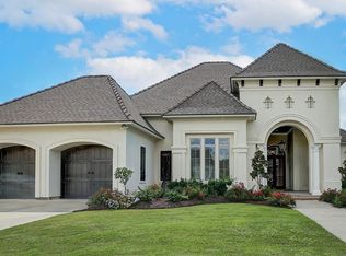 204 Rue De La Rochelle, Broussard, LA 70518