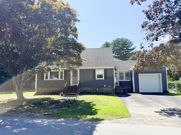 3 Sergi Ln, Billerica, MA 01821