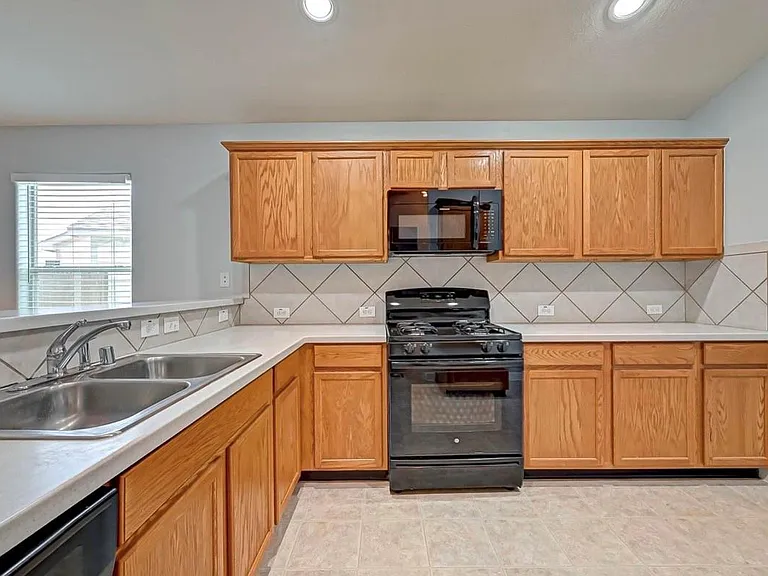26435 Marble Falls Bnd — Photo 10