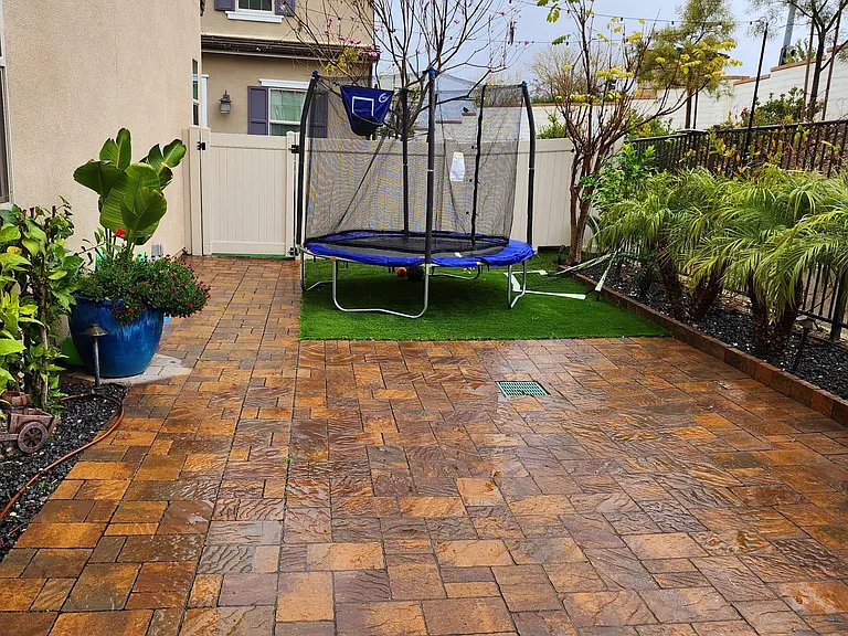628 Gemstone Dr — Photo 3