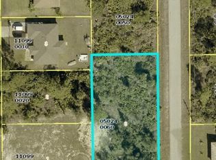 901 Lee Ave, Lehigh Acres, FL 33972