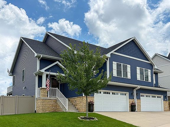 2nd image of 2472 Fieldstone Ct