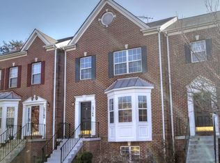 13144 Ashnut Ln, Herndon, VA 20171