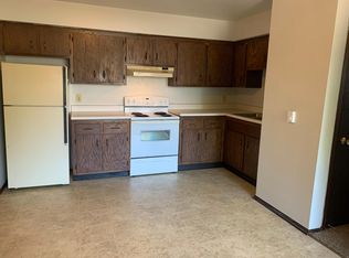 3245 Packer Dr APT 201, Racine, WI 53404