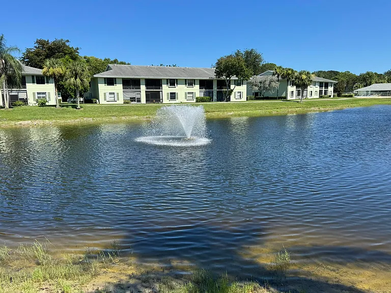 801 Sabal Ridge Cir #H — Photo 3