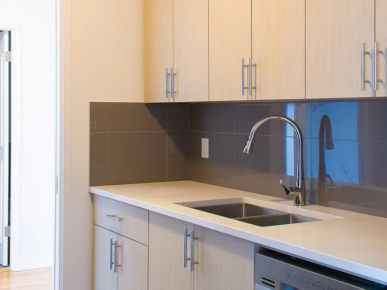 5455 Balsam St — Photo 3