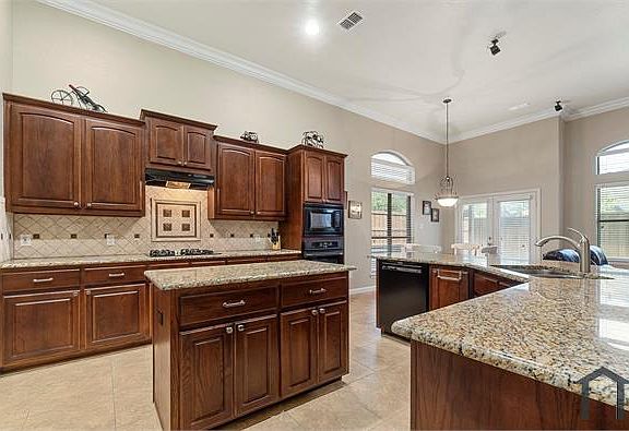 4th image of 7308 Teakwood Dr