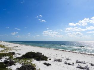 760 Gulf Shore Dr, Carrabelle, FL 32322