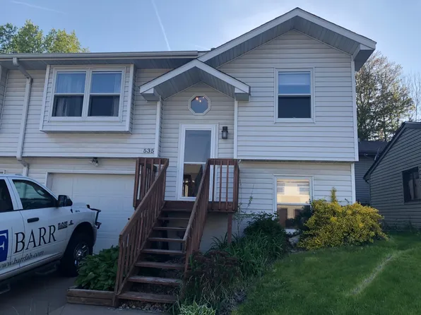 535 Westwinds Dr, Iowa City, IA 52246