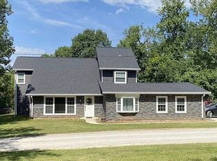 105 Hayden Dr, Columbia, IL 62236