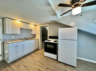 24 Logee St FLOOR 2, Woonsocket, RI 02895