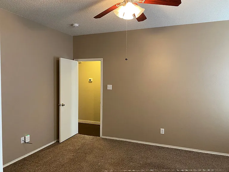 9909 Carter Dr — Photo 18