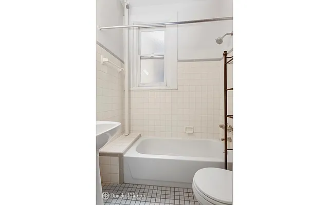 Rented by Douglas Elliman | media 4