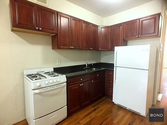 2nd image of 1555 York Ave APT 3N